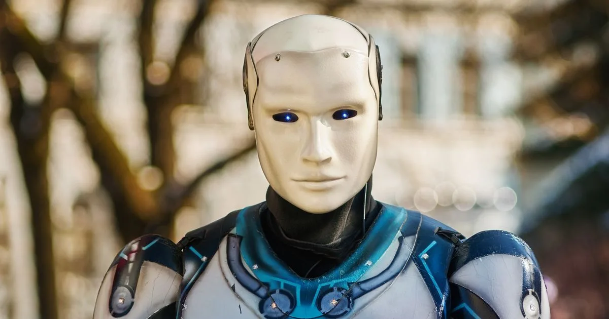 AI 合成明星教英语，Bilibili UP 主玩转共鸣式教学法，播放量破百万